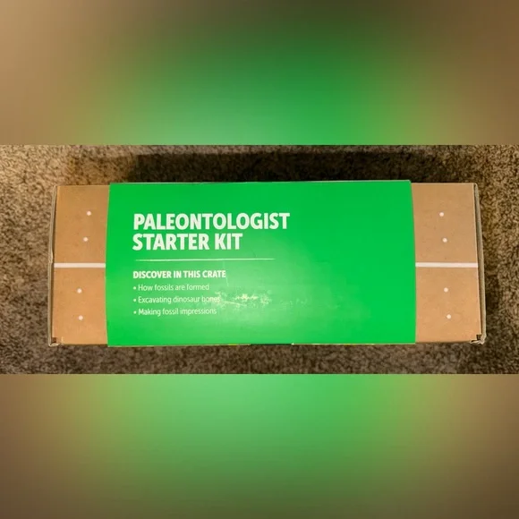 KiwiCo Paleontologist Starter Kit - Green Accents - Picture 5 of 5
